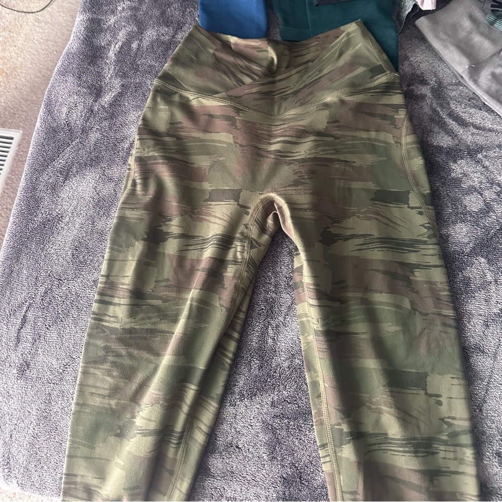 Alphalete leggings